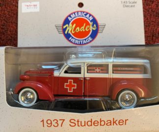 Studebaker 1937 Ambulance, Red and White