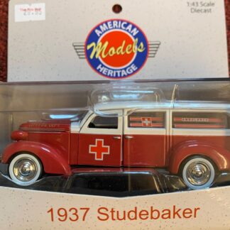 Studebaker 1937 Ambulance, Red and White