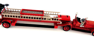 Ahrens-Fox 1923 Type K17 Tillered Ladder, Cincinnati. Ashton.1:5