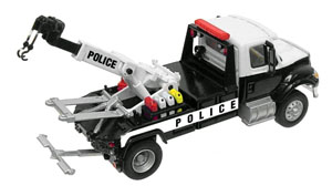 International 7000 - 2 Axle Police Wrecker. HO Scale