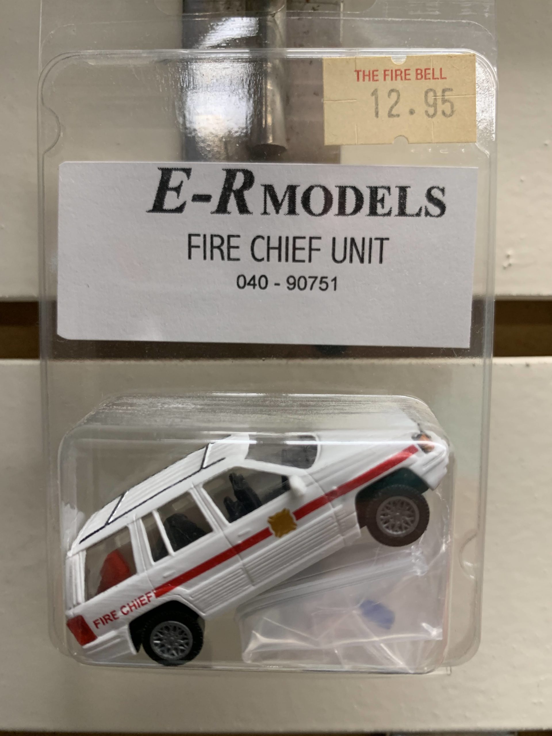 Fire Chief SUV, White, Unmarked