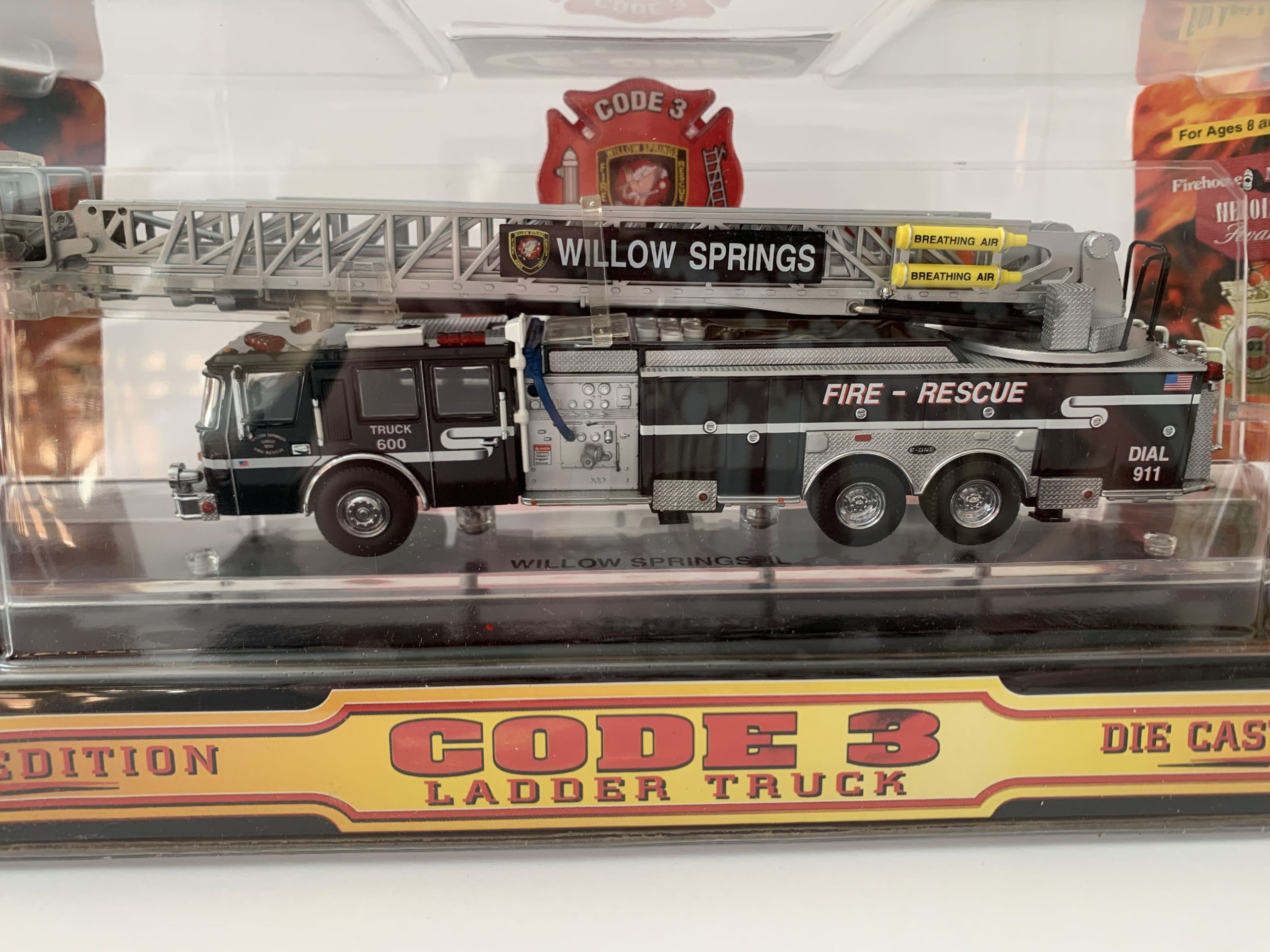 Code 3 - Willow Springs E-One Platform Ladder Truck 600