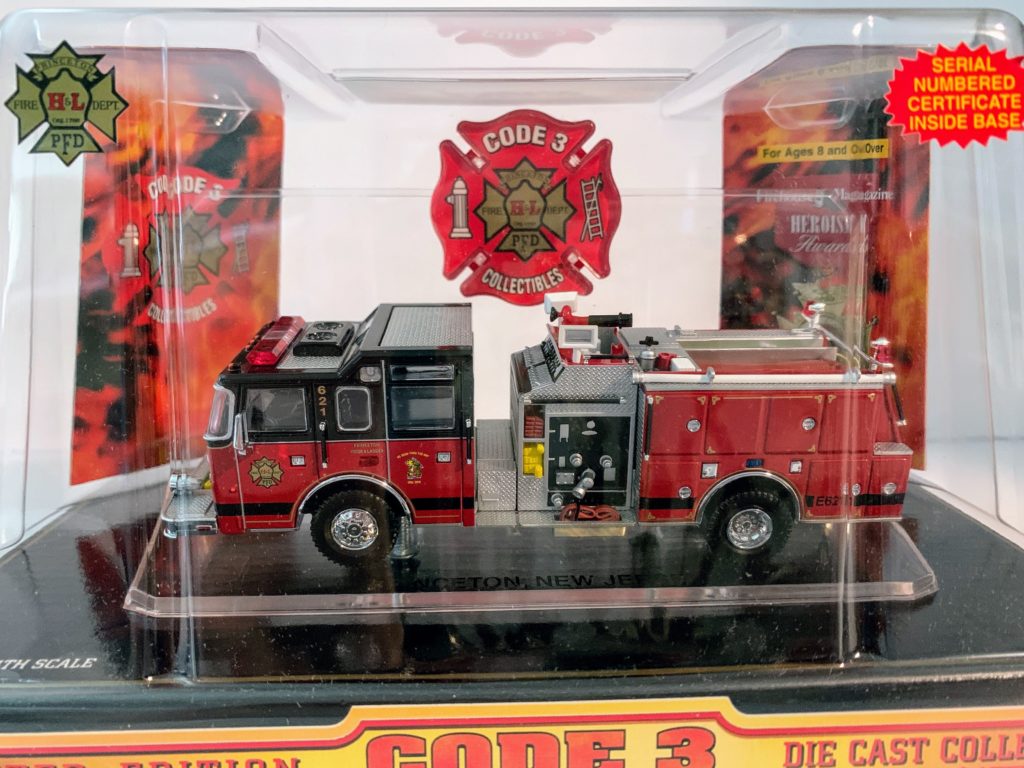 Code 3 - Princeton, NJ Pierce Dash TM Pumper 621 - The Fire Bell