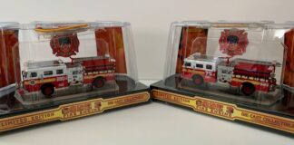 Code 3 - FDNY Seagrave Pumper 75 and 280, Set of 2