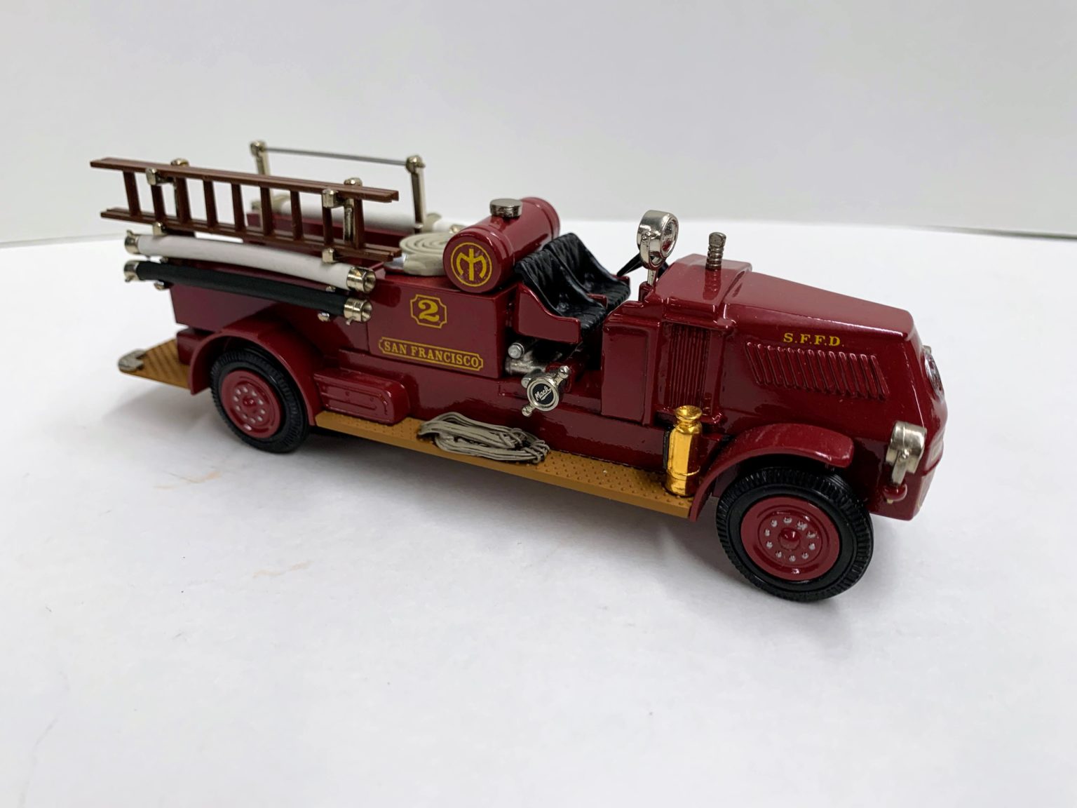 ASHTON MODELS 1/43 Mack L 1949 Pumper Bridgeport PA - Miniature Pompier Verte