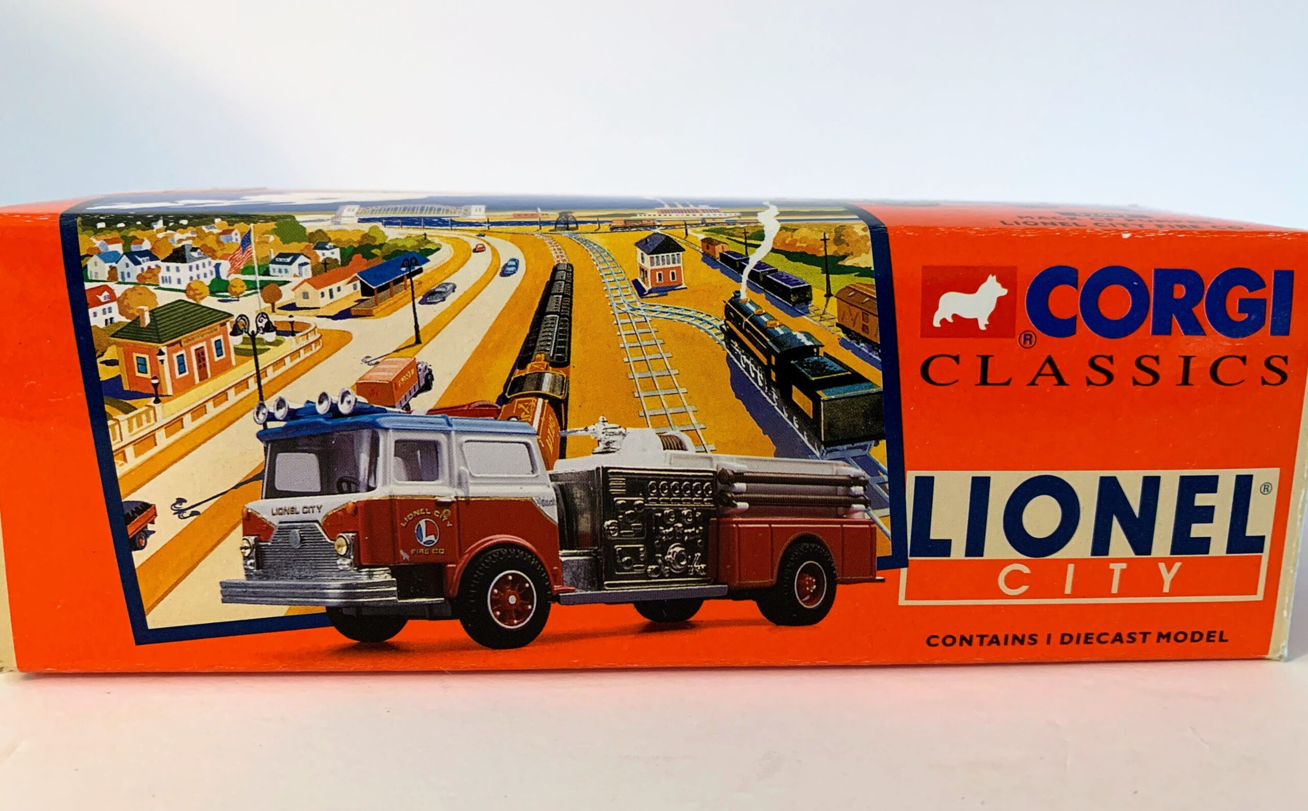 Corgi - Lionel City Fire Department Mack CF Pumper