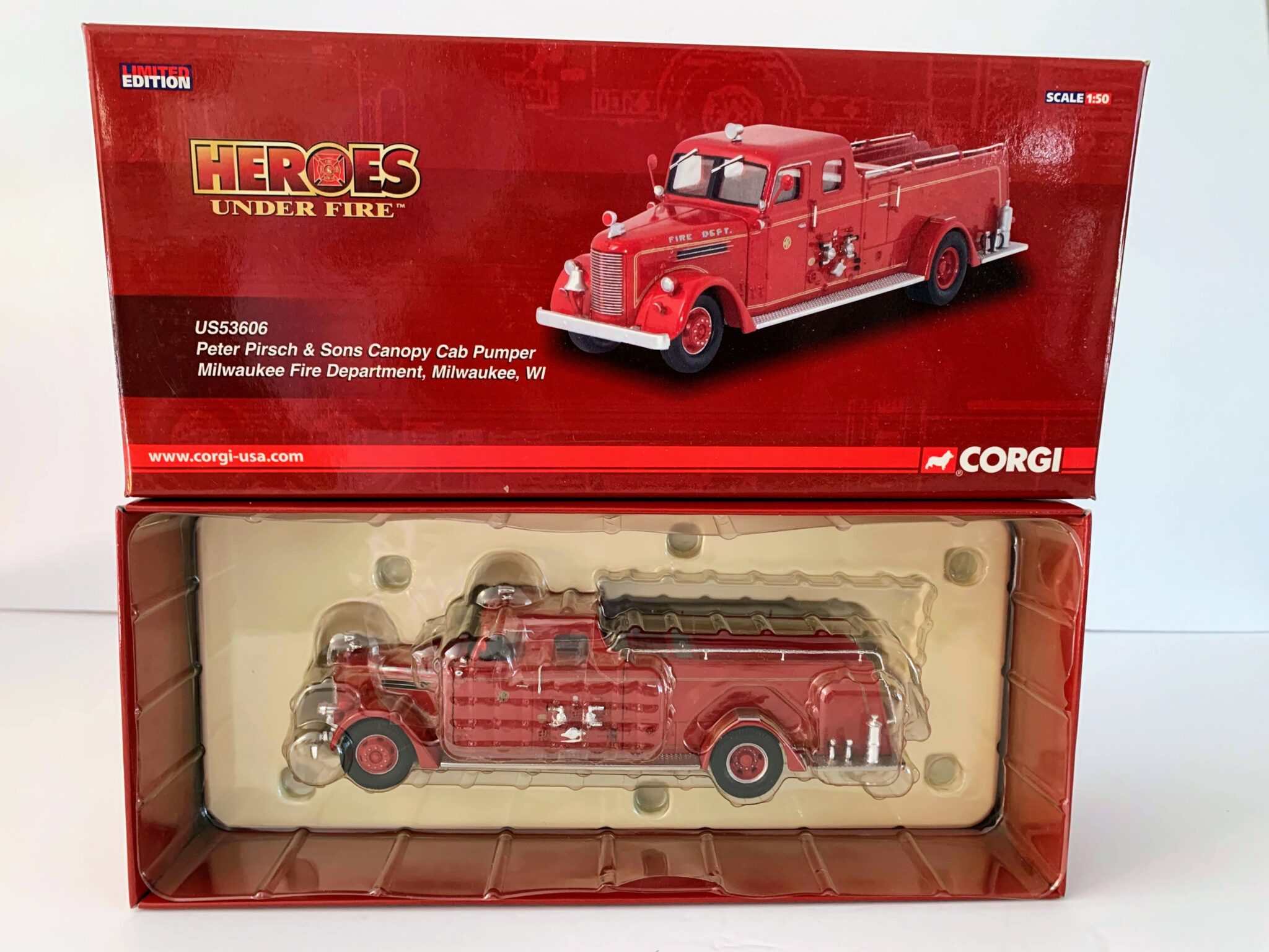 Corgi - Milwaukee FD Peter Pirsch & Sons Canopy Cab Pumper - The Fire Bell