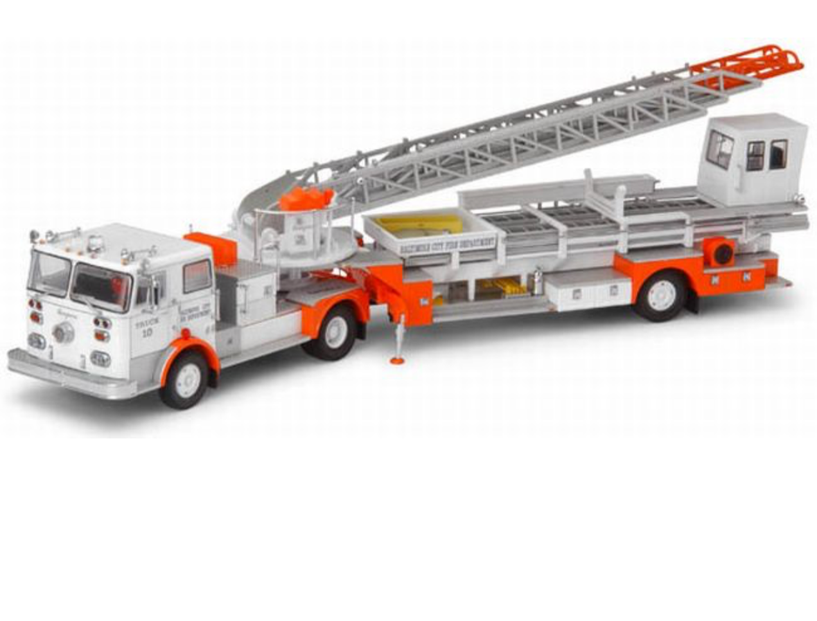 Code 3 - Baltimore Seagrave TDA Ladder 10