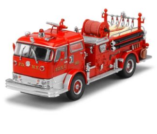Code 3 - FDNY Mack C Engine 305