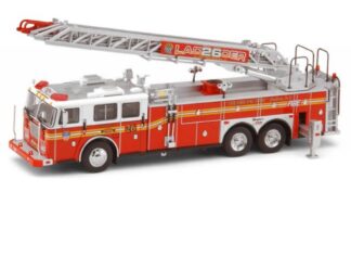 Code 3 - FDNY Anniversary Seagrave Rear Mount Ladder 26
